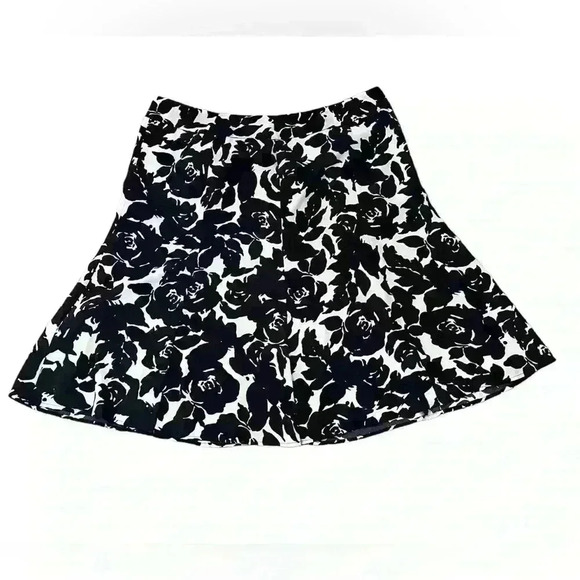 Jones New York Collection Navy/White Flared A-Line Floral Skirt - Picture 1 of 9